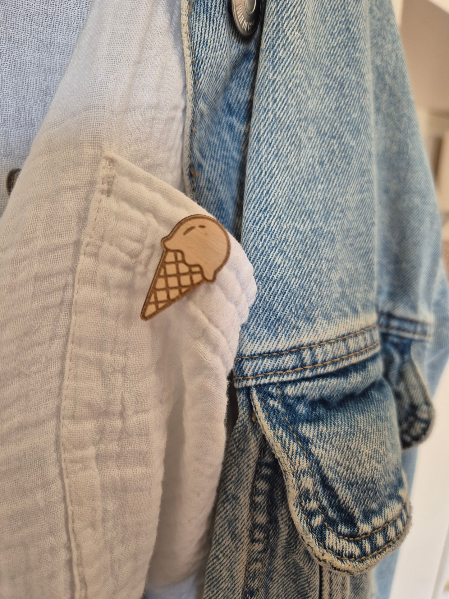 Pins en bois - Glace