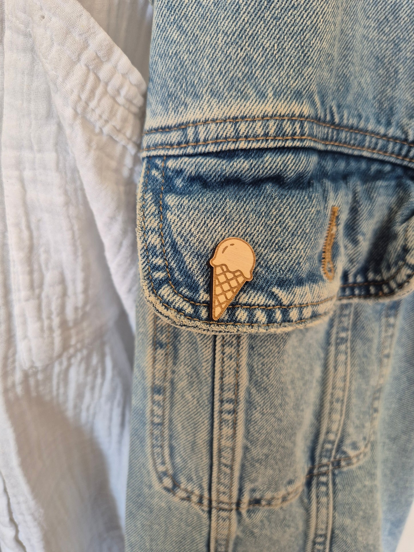 Pins en bois - Glace
